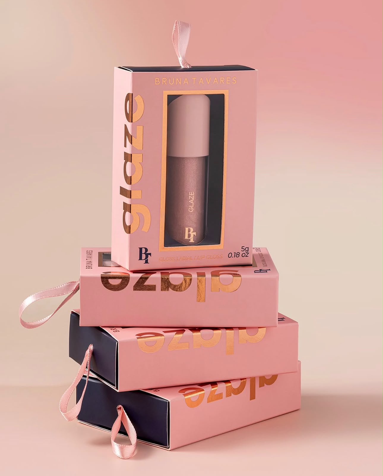 Caixas de gloss labial Glaze empilhadas